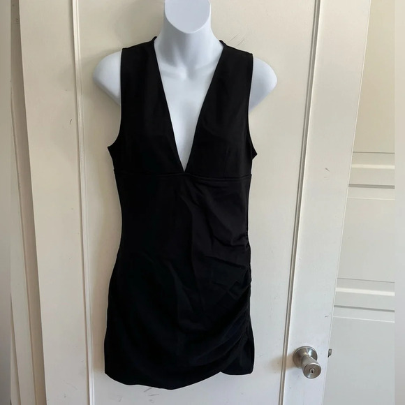 Babaton Harrington Mini Bodycon Dress Black size 8 party dress effortless chic - Picture 1 of 15